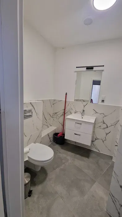Kawalerka centrum wynajem Al. Papieża Jana Pawła II - miniatura 4