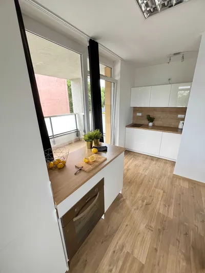 4 pokoje, 82m2, taras, garaż, 2 łazienki, Lazurowa/Sternicza, Bemowo - miniatura 3