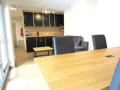 Komfortowa kawalerka 34 m2, balkon, rejon ul. Wąskiej i Wielkopolskiej. - miniatura 3