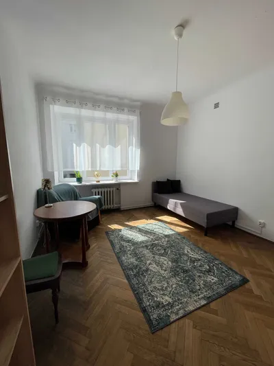 Nieprzechodni pokój do wynajęcia - Warszawa/Ochota