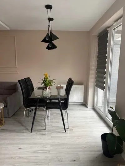 Ekskluzywne mieszkanie Legnicka Pixel House - miniatura 2