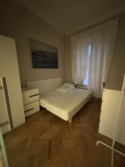 1.08.2026| Najem jednosobowy, kobiety, Stare Miasto || Single-room rent for women, Old Town - miniatura 4