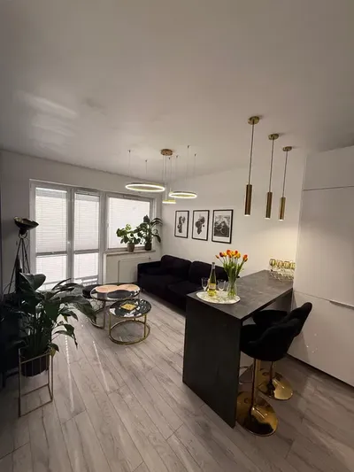 Osiedle Paryskie,38m2.,2pok,balkon,apartament,ochrona 24h,po remoncie. - miniatura 2