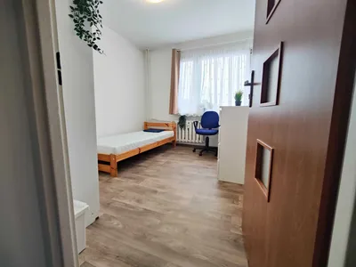 Ciepły przestronny pokój 1-os. Ligota Libero ŚUM GWSH WST /Single room