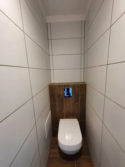 Nowoczesny pokój z balkonem | Centrum | Po generalnym remoncie - miniatura 4