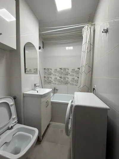Przytulne 2 pokoje (28 m²) | Warszawa, Bródno – ul. Żuromińska 11 | Blisko Metra! Bez agencji nieruchomości - miniatura 3