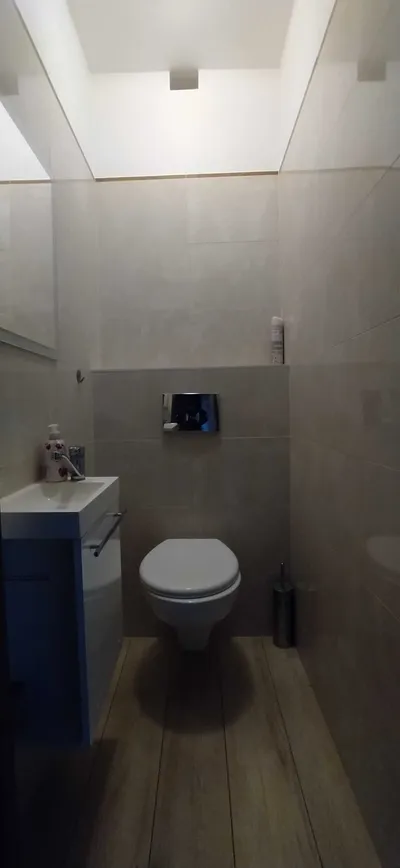 Pokój dla studentki-blisko UWr, ul. Chrobrego - miniatura 3
