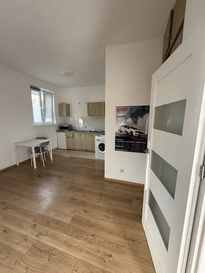 Mieszkanie kawalerka 27 m wynajmę - miniatura 4