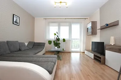 2 pokoje 43 m2 komórka lokatorska garaż balkon ostatnie piętro - miniatura 3