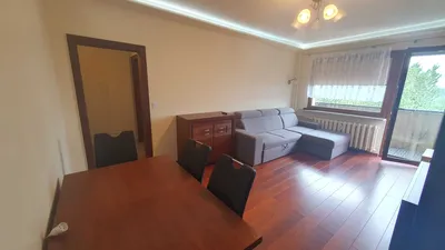 Duży pokój z balkonem do wynajęcia - miniatura 2