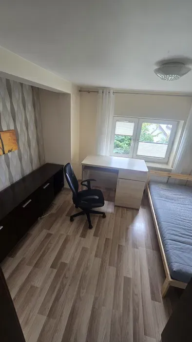 Pokój do Wynajęcia bardzo dobra lokalizacia i komfortowe warunki ! - miniatura 5