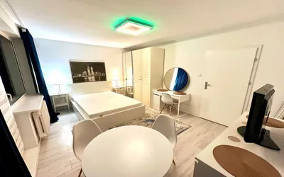 Piękny pokój-Ursynów obok metra Ursynów-ul.Puszczyka-bardzo ciche - miniatura 2
