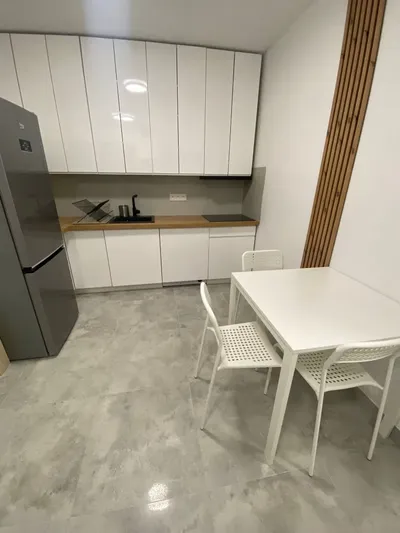 Wynajmę pokój z prywatną łazienką Zacisze - miniatura 3