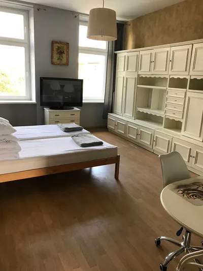 Wynajmę pokój centrum Łodzi - miniatura 2
