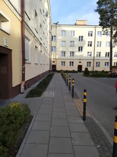 Kawalerka oś.leśne ul.modrzewiowa - miniatura 2