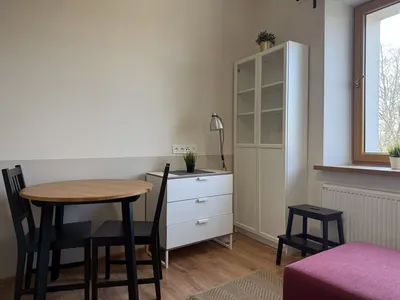 Kawalerka do wynajęcia - miniatura 3