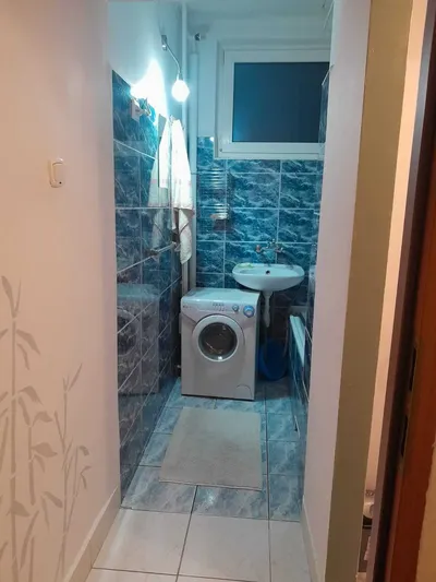 Sympatyczna i czysta kawalerka do wynajęcia LSM - miniatura 5