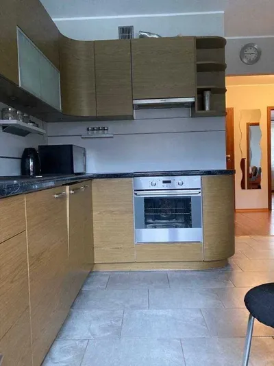 Wynajmę 3 pokojowe mieszkanie z odrębną kuchnią - miniatura 2