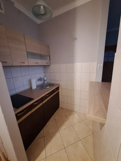 Ładna 1-pokojowa kawalerka w centrum Białegostoku - miniatura 2