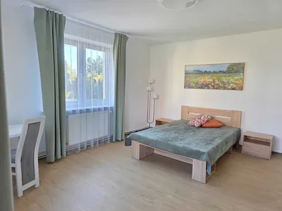 Mieszkanie z osobną sypialnią, prywatny parking. - miniatura 2