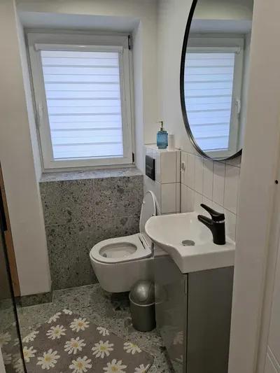 Wynajmę (prywatnie) mieszkanie w ścisłym centrum Rzeszowa - miniatura 4