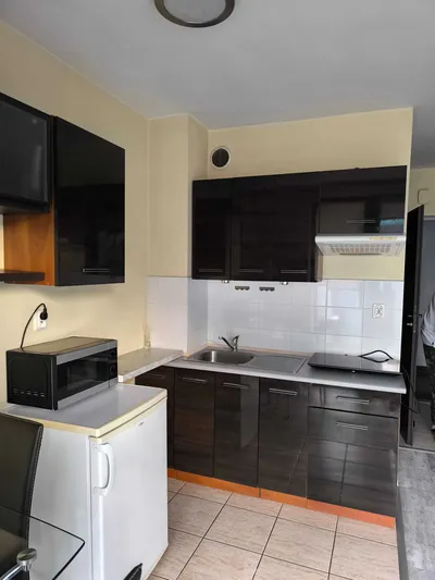 Kawalerka 28 ma, Wieniawa. Osiedle zamknięte, apartamentowiec - miniatura 4