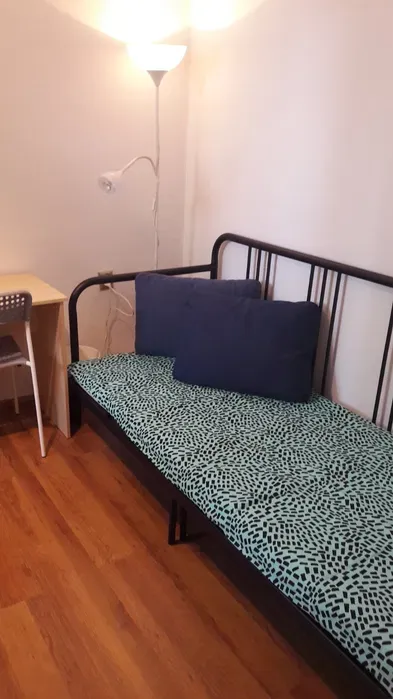 Pokój jednoosobowy, Ząbkowska, Praga Północ - miniatura 2