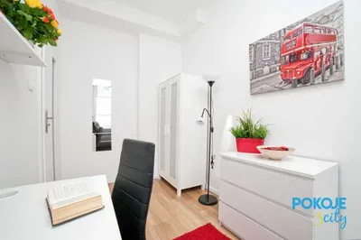 Przytulny pokój 8,5 m² przy ul. Jaśkowej Dolinie – 1600 zł ALL-IN! lipiec, sierpień, wrzesień - miniatura 2