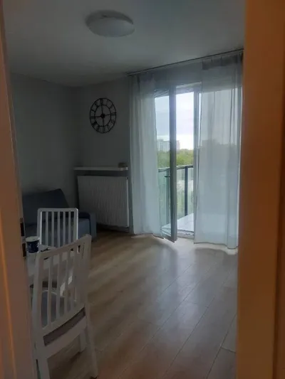 Wynajmę kawalerkę ul.Modzelewskiego - miniatura 2