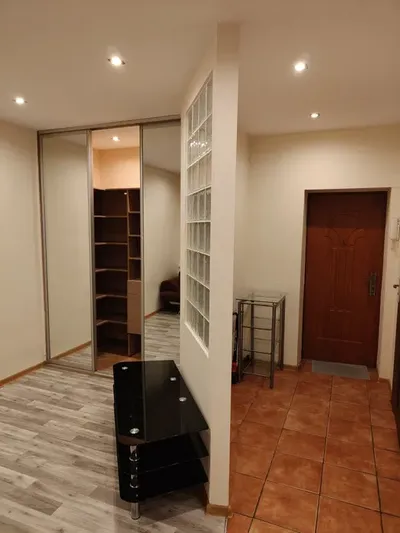 Wynajmę komfortową kawalerkę - miniatura 4
