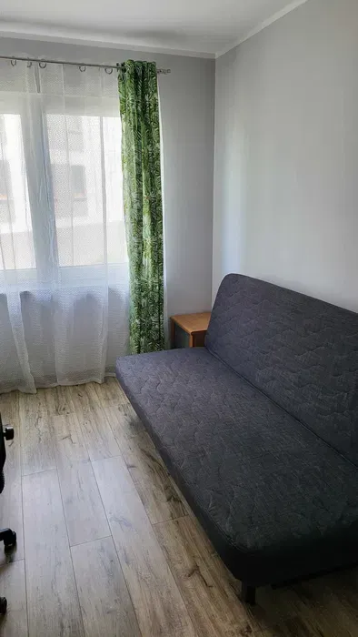 Pokój (11m2) (cena już z mediami i siłownią) Czerwone Maki - miniatura 5
