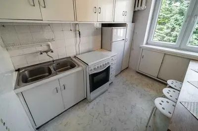 *Duży pokój z balkonem w promocji naprzeciwko Politechniki- Nadbystrzycka 23, BRAK PROWIZJI - miniatura 5