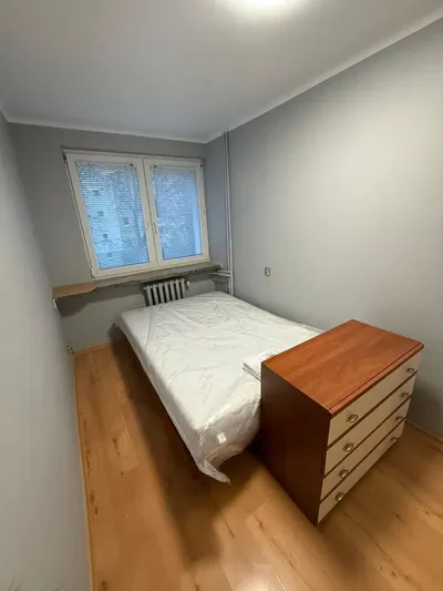Mieszkanie na wynajem 1300 zł. Od 1 maja! - miniatura 2