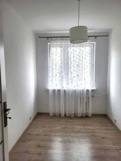 4-pok przestronne 75m.kw.Grunwald os.Kopernika ul.Jugosłowiańska 2900zł ! - miniatura 3