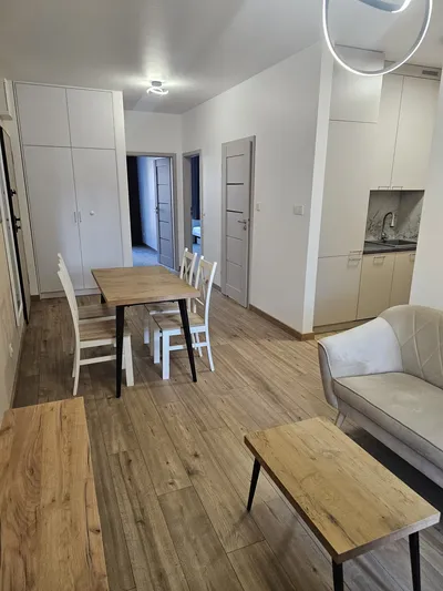 4 pokoje (3 sypialnie + salon) Włochy Ochota bezpośrednio nowe 2025
