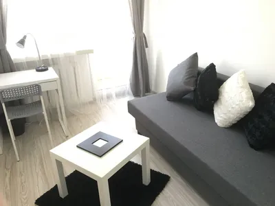 Z BALKONEM. Wynajmę pokój blisko uczelni. Pokoje do wynajęcia. Centrum