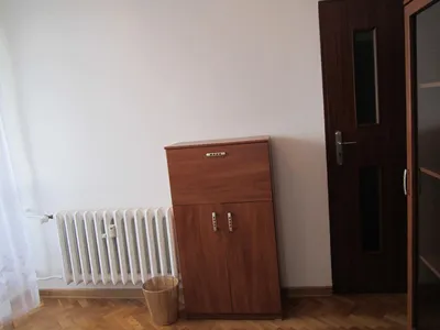 Ładny pokój w mieszkaniu po remoncie - dobra lokalizacja - Lwowska - nie ma opłat rachunków - miniatura 2