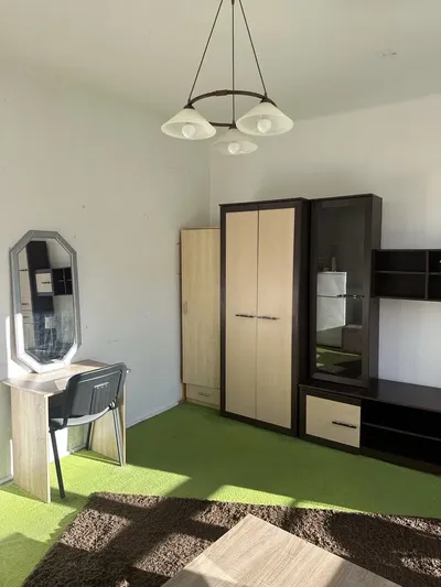 Kawalerka z bslkonem w centrum - miniatura 4