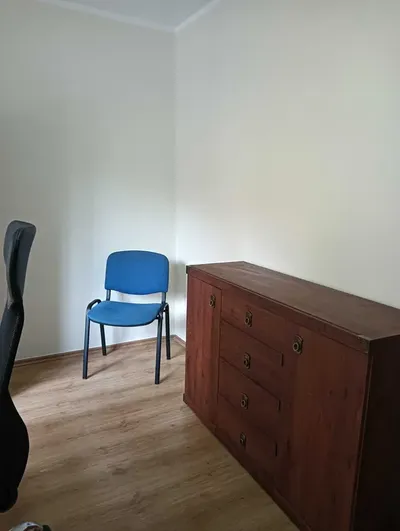 Wynajmę pokój dla niepalącej studentki/studenta. - miniatura 4