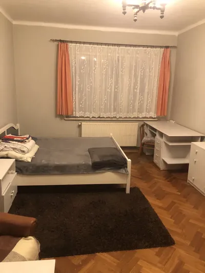 Wynajmę 1 lub 2 osobowy pokój blisko centrum - miniatura 2
