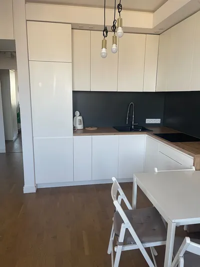 Mieszkanie 2 pokojowe okolice UM - miniatura 3