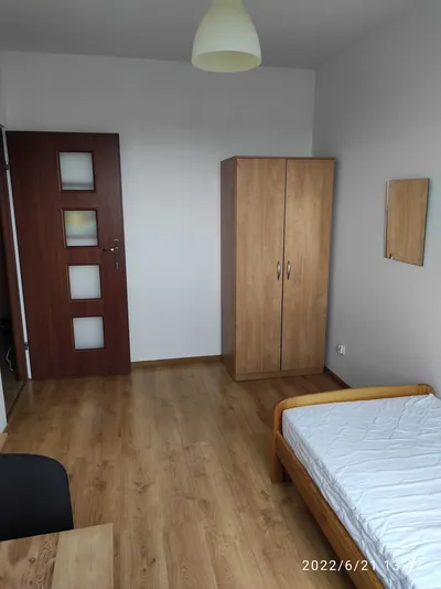 Pokój 1 os. 1300zl CAŁOŚĆ , ul. Śliczna 30b Blisko UEK, AWF, PK Mech - miniatura 3