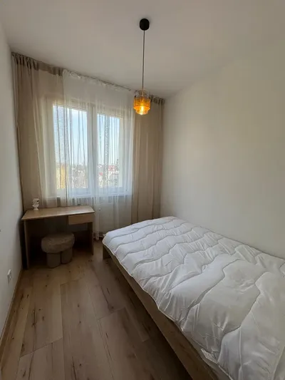 2-pokojowe mieszkanie z osobną kuchnią na wynajem w centrum - miniatura 4