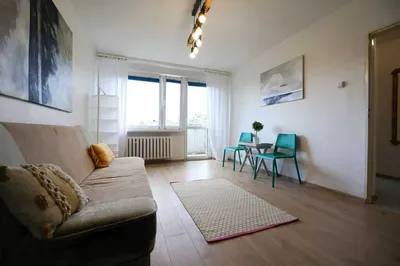 ** OKAZJA ul.MOGILSKA 36m2 Całość ok 2300zł PARKING MPEC Odświeżone BALKON ** - miniatura 3