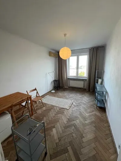 Klimatyczne 2 pokoje przy Łazienkach i Placu Zbawiciela – 49 m² | Śródmieście Południowe - miniatura 3