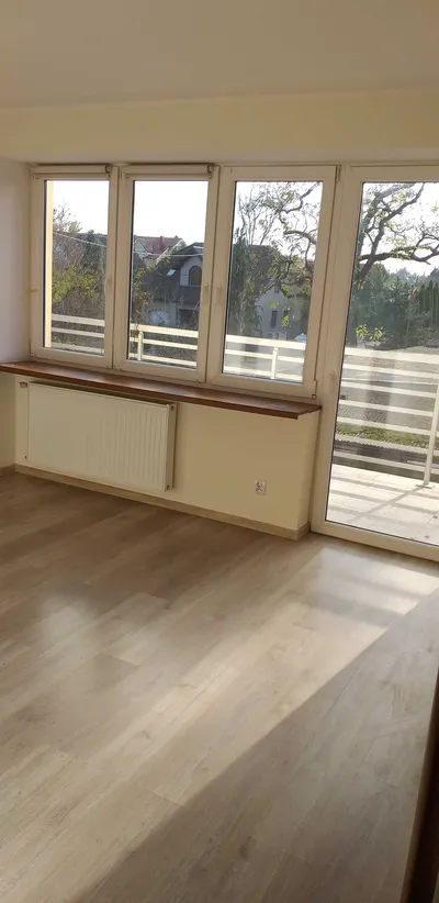 4- pokojowe z balkonem od zaraz - miniatura 2