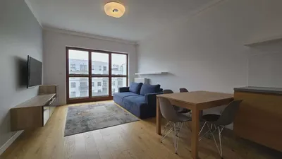 Wilanów, ciche, duży balkon, okna na patio