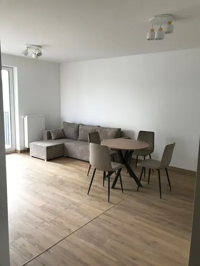 Apartament 2 pokoje na Wynajem Balkon Garaż Nowy Cichy ul. Warszawska - miniatura 4