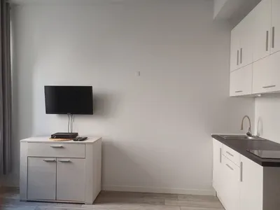 Kawalerka z garderobą do wynajęcia - miniatura 5