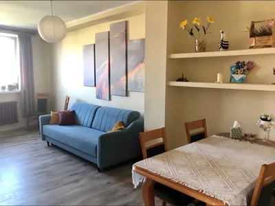 Mieszkanie 85m2 3 pokoje + kuchnia oraz ogródek ok.100m2 na oś. Wr - miniatura 2
